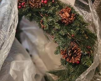 another wreath, large