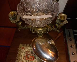 Items Located In The Dining Room