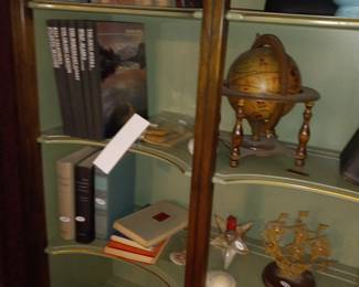 Items Located In The Dining Room