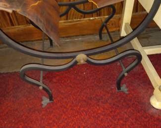 Items Located In The Dining Room