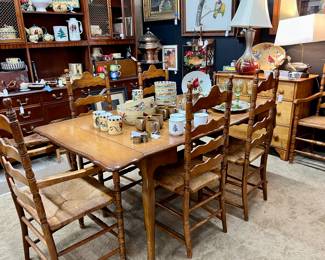 Vintage Rock Maple Drop leaf Table with 4 Side and 2 Armchairs 