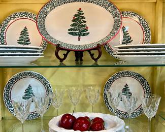 Furio Christmas Platter and Dinner Plates