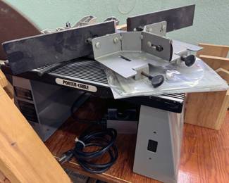 Porter + Cable router table