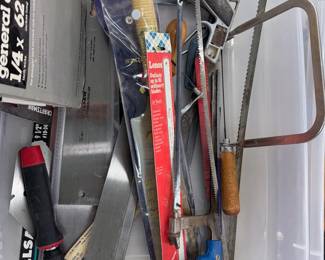 Assorted saws + blades
