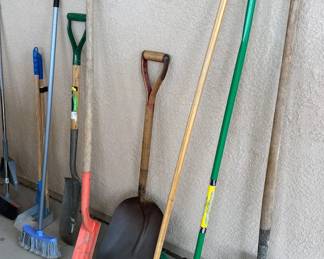 Outdoor/yard tools