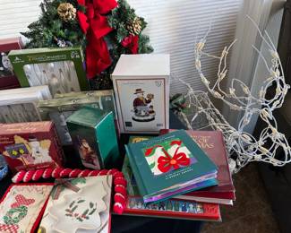 Holiday decor + cards