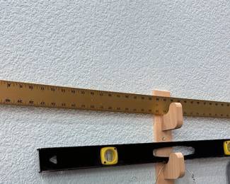 Levels + rulers