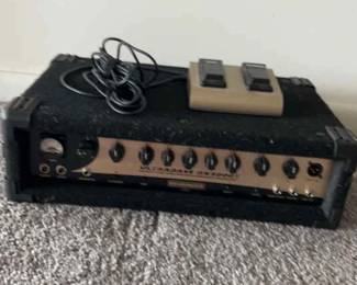 Behringer BX3000T Bass Amplifier With Foot Pedals