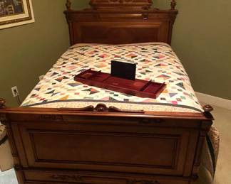 ABSOLUTEY GORGEOUS HEAVILY CARED POSSIBLY EASTLAKE ANTIQUE FULL-SIZE BED AND DRESSER