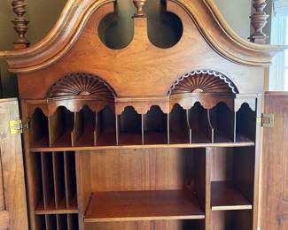 BEAUTIFUL ANTIQUE SECRETARY DECK