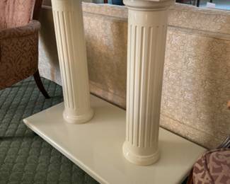 White Pillar Podium