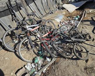 2032 5 Bicycles