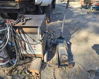 2016 Sears Craftsman Arc Welder and Husky Floor