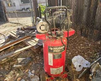 2000 Husky Pro 25Gal Air Compressor