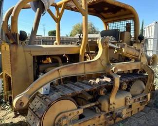 285 International TD9 Dozer
