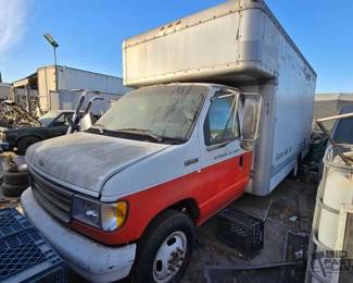 205 1994 Ford Econoline Van