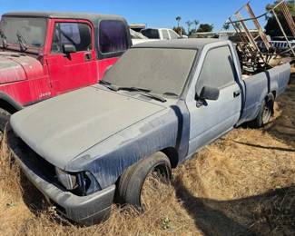 316 1990 Toyota Pickup