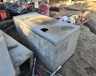 6012 East Service Box With Power Tools