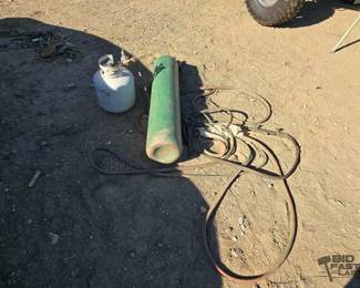 4850 Oxygen Tank and Propane Tank with Torch