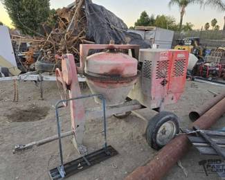 6460 MQ Multiquip Cement Mixer and tamp