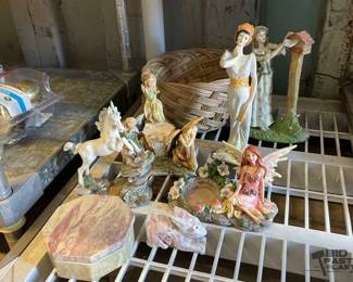 3562  Fairy Figures, Horse Figurine, Lady Figurines 