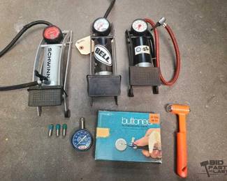 2532  Foot Pumps, Tire Gauge, Emergency Escape