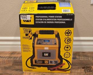 5002  NEW CAT Professional Power Station