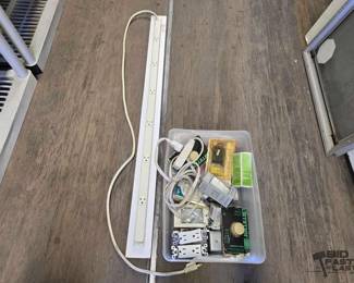 8062  Power Strip, Power Outlets, Light Switches 
