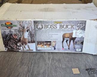 4000  Masters Boss Buck Deer Decoy