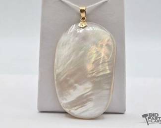 706  Mother of Pearl Pendant with 14k Gold Hardware,