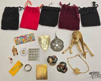 1012  Clip On Earrings, Brooches  More