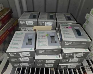 7240  NEW 22 Gem Activity Trackers
