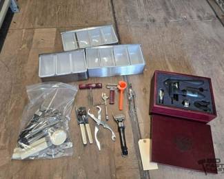 3040  Serving Trays, Can Openers, Wine Bottle Openers