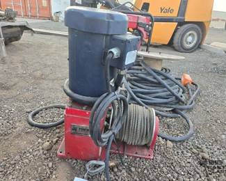 #80502 • Winch W/ Motor
