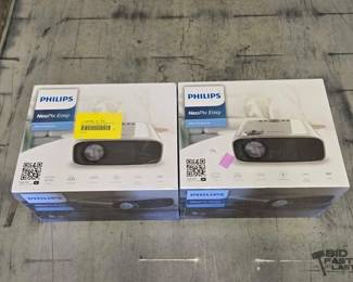 4222  NEW 2 Philips Neopix Easy Mini Projector