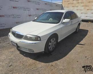 245  2005 Lincoln LS