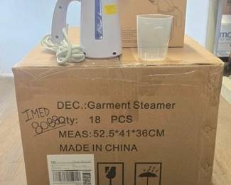 8088  NEW 18 OGHom Portable Garment Steamer