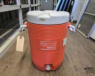 8042  Rubbermaid GOTT Water Cooler