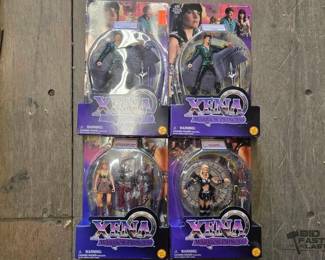 4092  NEW 4 Xena Warrior Princess Figures