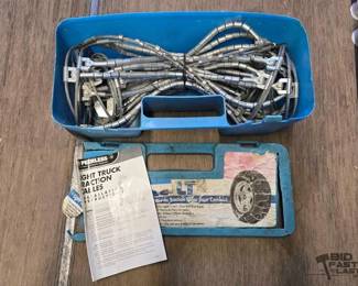 8034  Light Truck Traction Cables