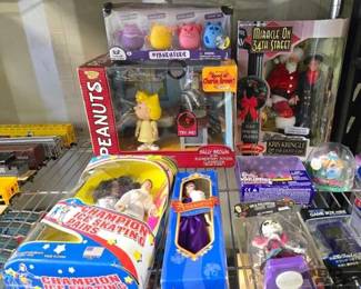 4090  NEW Peanuts, Anastasia, Toys  More