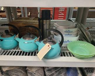 2528  Kitchenware