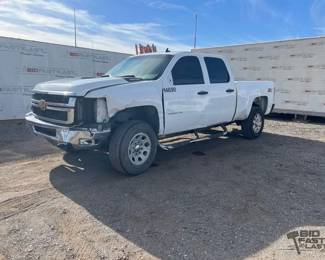 300  2014 Chevrolet Silverado 2500 HD Diesel