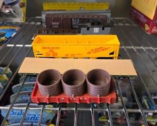 4088  7 Plastic Model Train Freight Cars