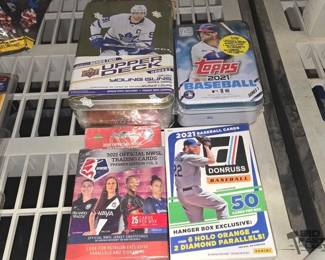 7540  NEW Sports Card Collections