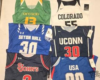 7528  NEW 31 Womens College Basketball Jerseys
