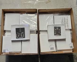 4310  NEW Over 40 Pairs of Nordstrom Rack