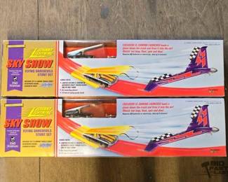 4044  NEW 2 Johnny Lighting Sky Show Stunt Set