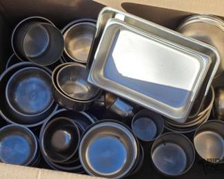 #90014 • Over (25) Metal Bowls, Pans
