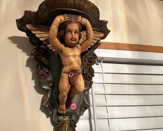 Italian polychrome wood putti wall bracket